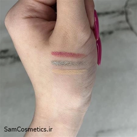 371a32f8-e640-4aac-a867-d7a53c0e81cd.jpg